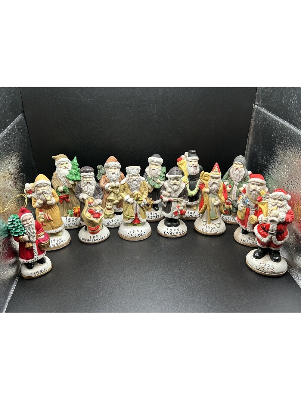 Vintage Set Of 12 + 1 Santas From Around the World Porcelain Hand painted 70’s